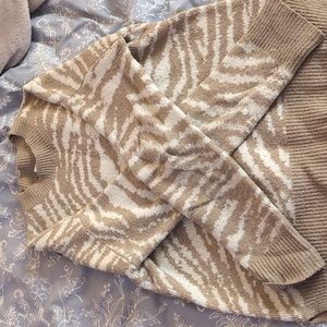 Christian siriano tan and white striped sweater size M